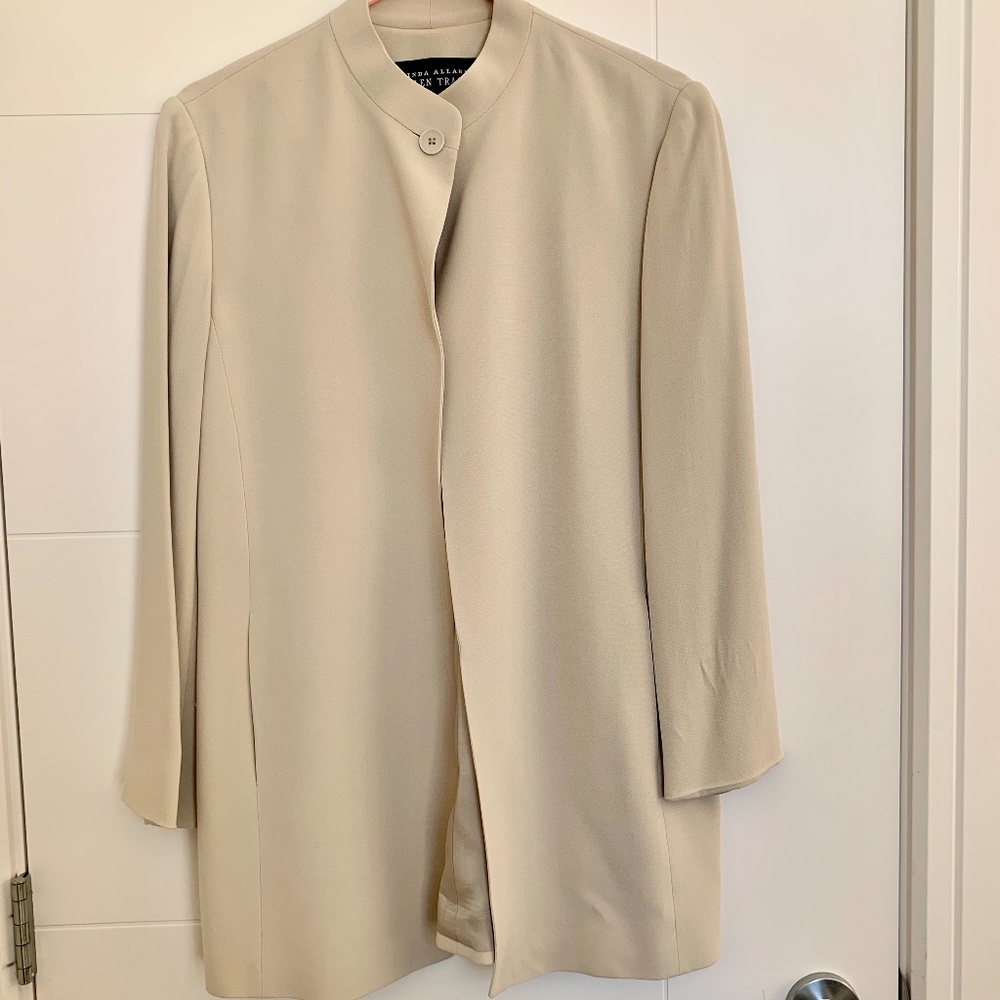 Linda Allard Ellen Tracy Longline Blazer